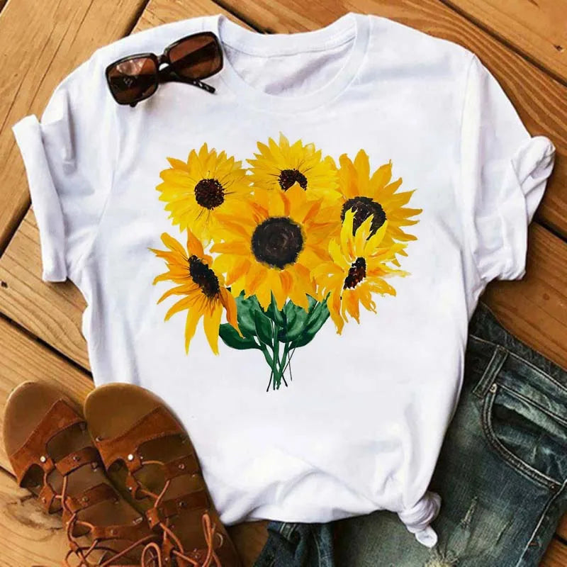 Maycaur Women's T-shirt Casual Kawaii Sunflower Butterfly Pattern Print Tshirt Comfortable Casual Women's Clothing Black Top