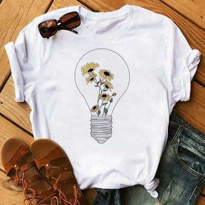 Maycaur Women's T-shirt Casual Kawaii Sunflower Butterfly Pattern Print Tshirt Comfortable Casual Women's Clothing Black Top