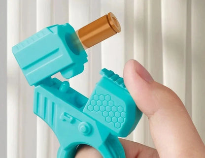 New Mini Gun Shell Ejected Can Launch Decompression EDC Finger Ring Pistol Fidget Spinner Ratchet Anxiety Stress Relief Toy Guns