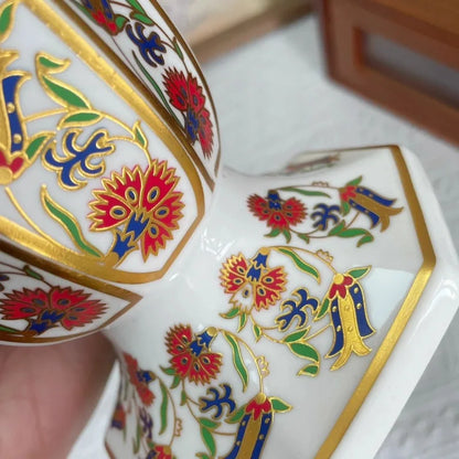 Ceramics Vase Elegant Porcelain Vases Modern Aesthetic Small Flower Bottle Luxury Decorative Vases Interior Desk Decorations