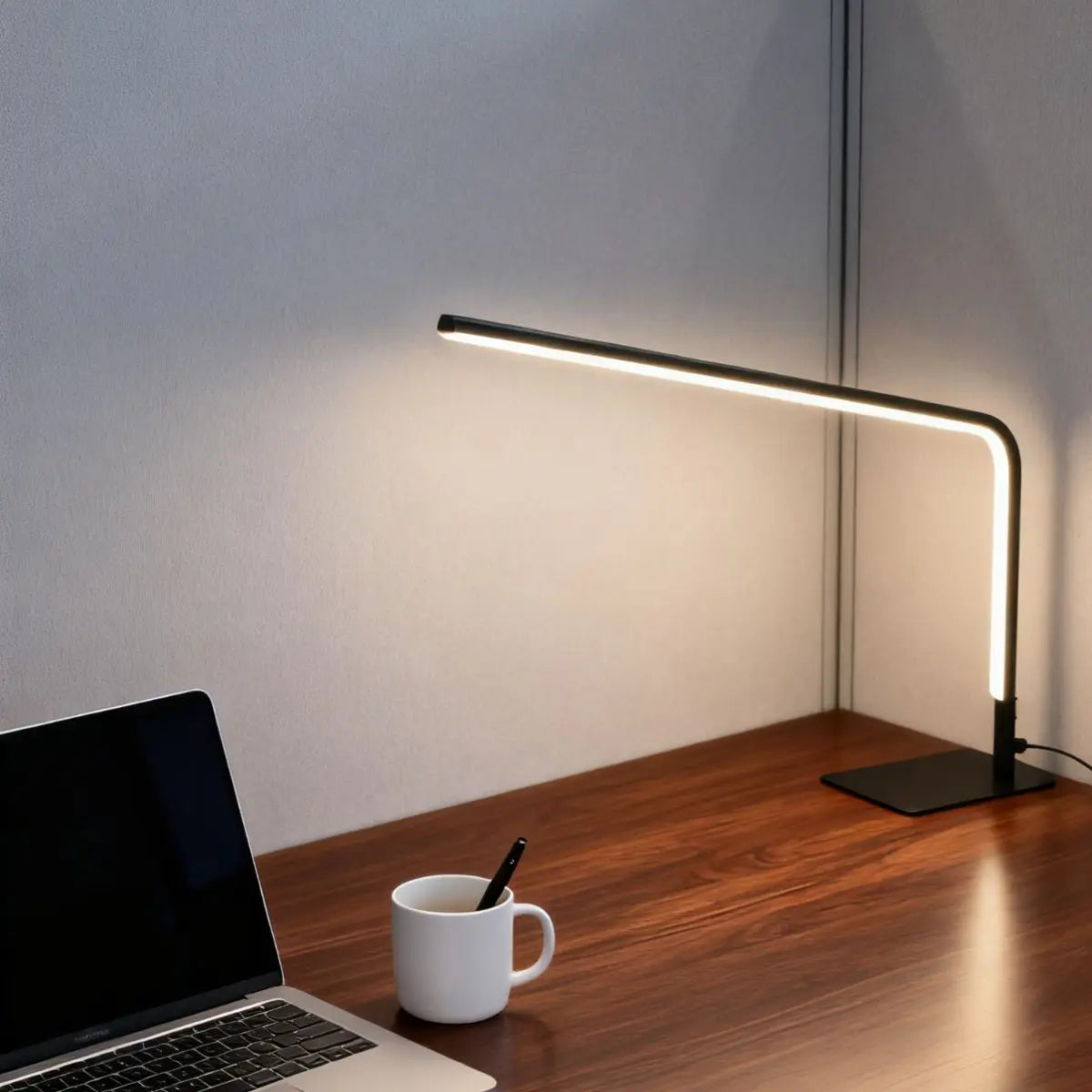 USB powered LED reading desk lamp with eye protection design, adjustable brightness and color change, suitable for home office a