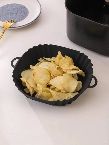 1Pc Silicone Air Fryer Pot Tray with Handle, Square Air Fryer Baking Pan, Reusable Air Fryer Liner for Kitchen Baking
