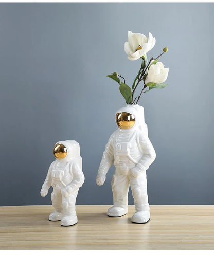 European Ceramic Vase Handwork Astronaut Living Room Modern Ornaments Office Desktop Flower Vases Creativity Home Decoration