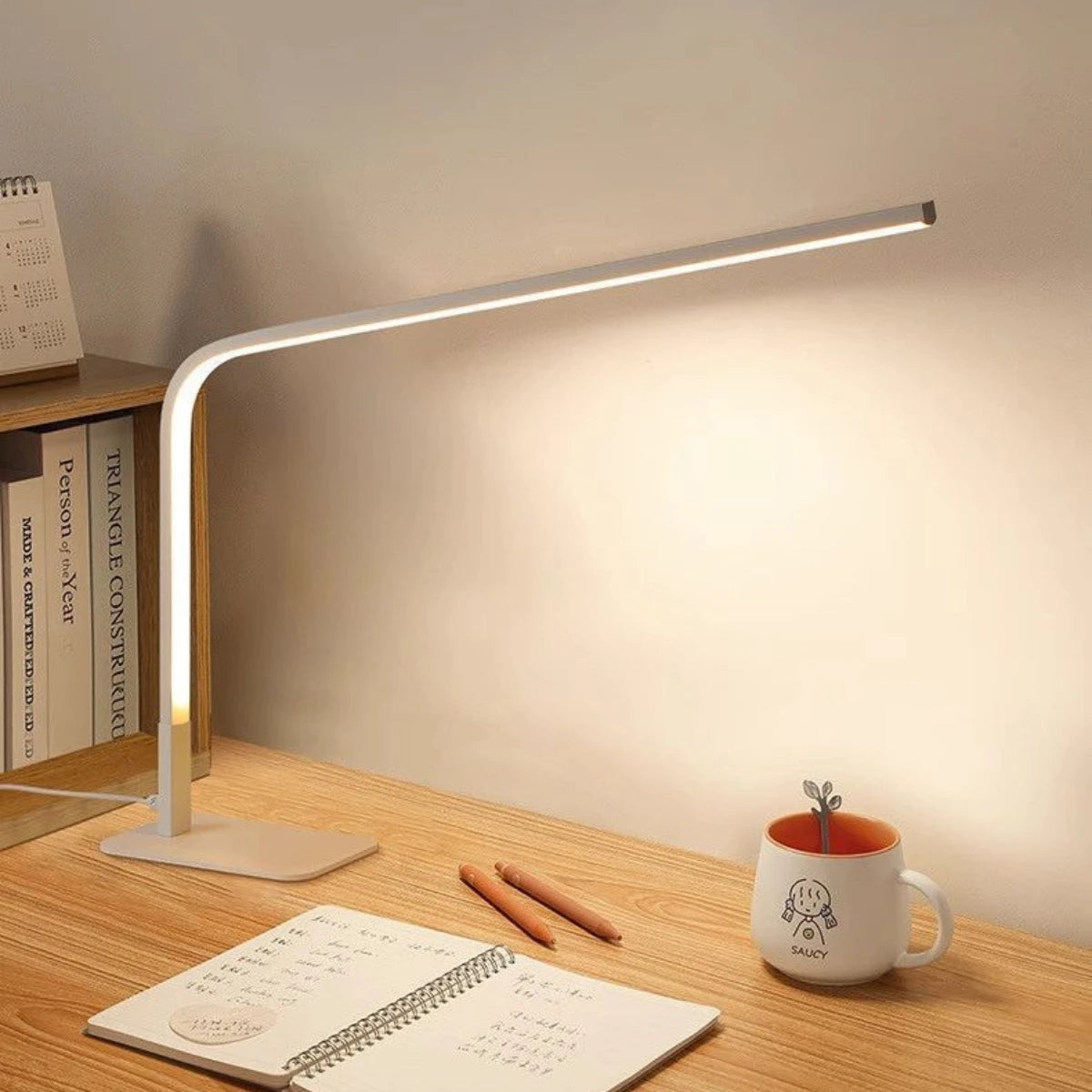 USB powered LED reading desk lamp with eye protection design, adjustable brightness and color change, suitable for home office a