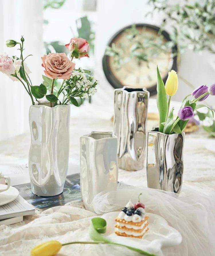 Ceramic Vase Luxury Electroplated Silver Flower Arrangement Irregular Porcelain Hydroponic Vase Ornament Interior Art Decoration