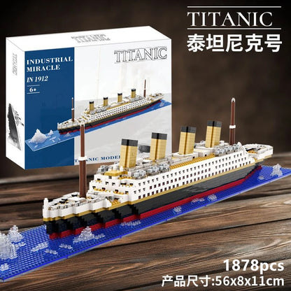 Titanic Creative Luxury Iceberg Cruise Ship Boat Wreck Set City DIY Model Building Blocks Bricks Toys For Children Adult Gift