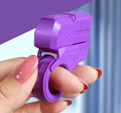 New Mini Gun Shell Ejected Can Launch Decompression EDC Finger Ring Pistol Fidget Spinner Ratchet Anxiety Stress Relief Toy Guns