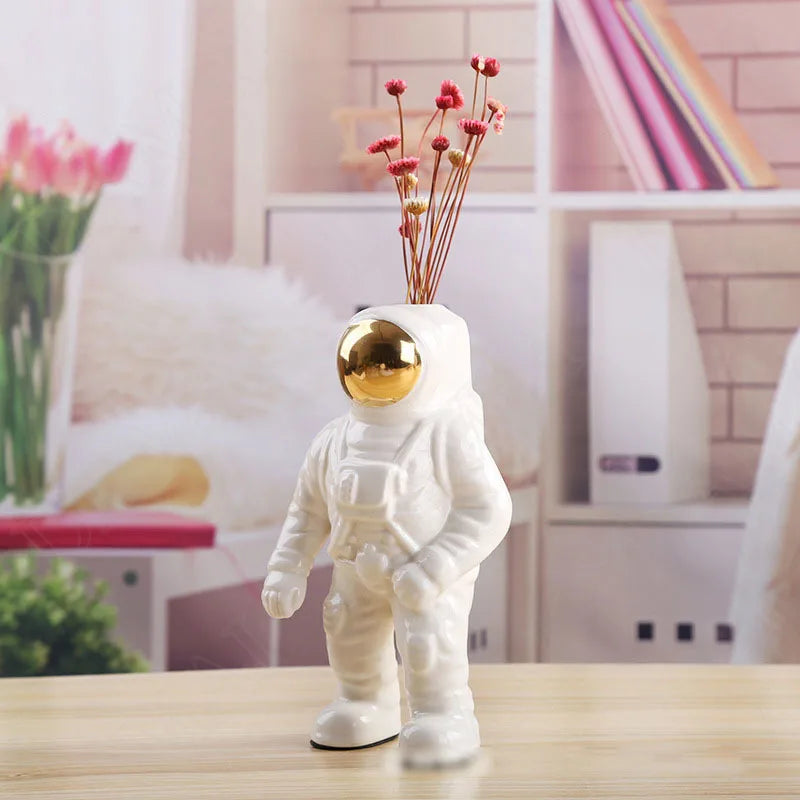 European Ceramic Vase Handwork Astronaut Living Room Modern Ornaments Office Desktop Flower Vases Creativity Home Decoration