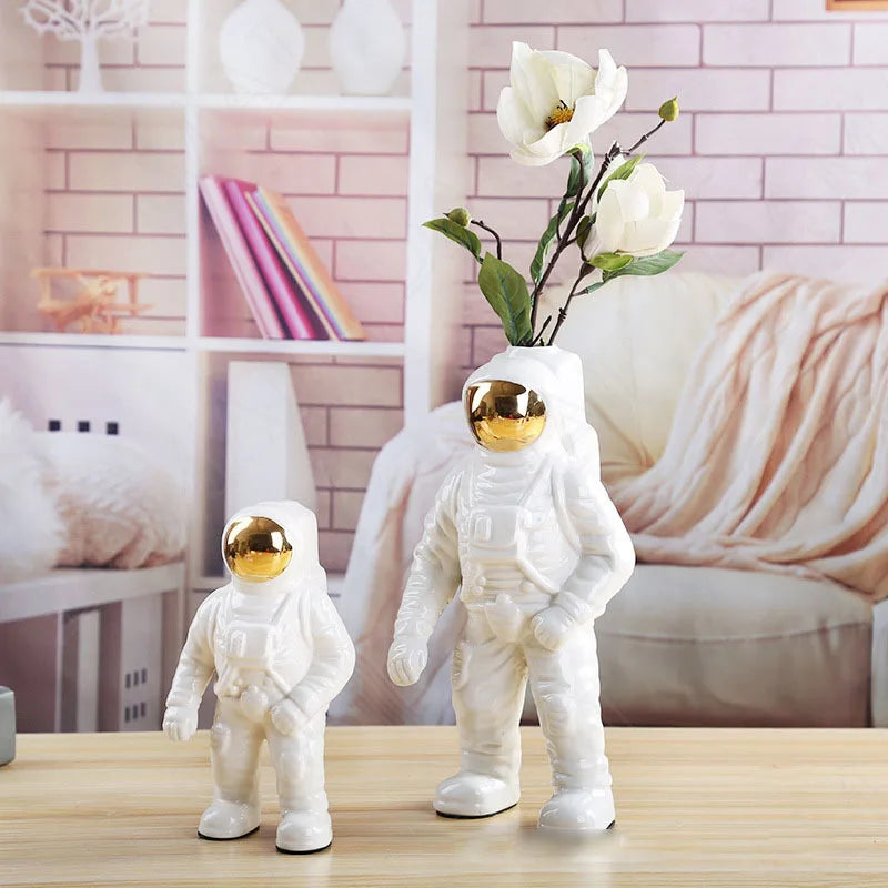 European Ceramic Vase Handwork Astronaut Living Room Modern Ornaments Office Desktop Flower Vases Creativity Home Decoration