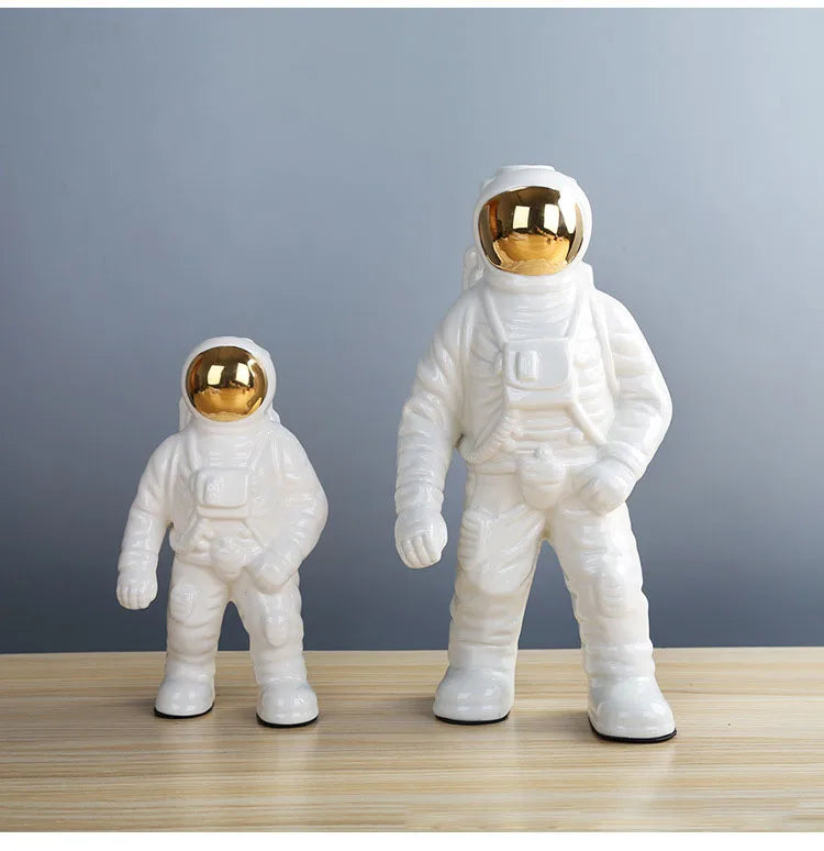 European Ceramic Vase Handwork Astronaut Living Room Modern Ornaments Office Desktop Flower Vases Creativity Home Decoration