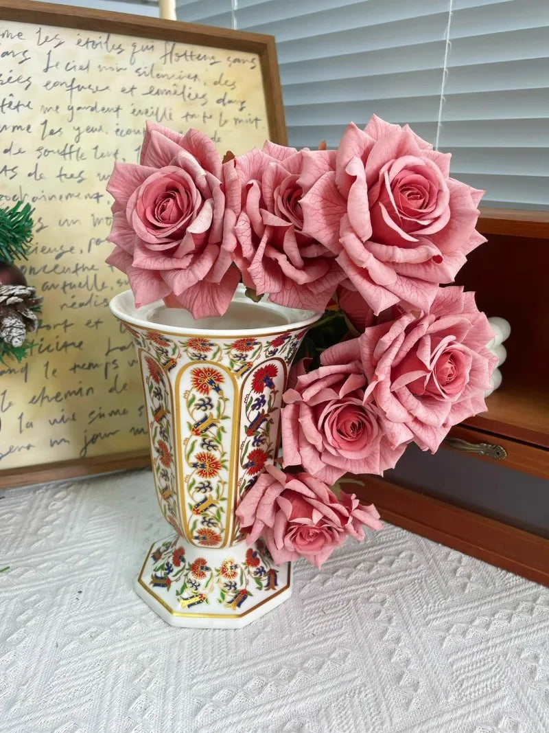 Ceramics Vase Elegant Porcelain Vases Modern Aesthetic Small Flower Bottle Luxury Decorative Vases Interior Desk Decorations