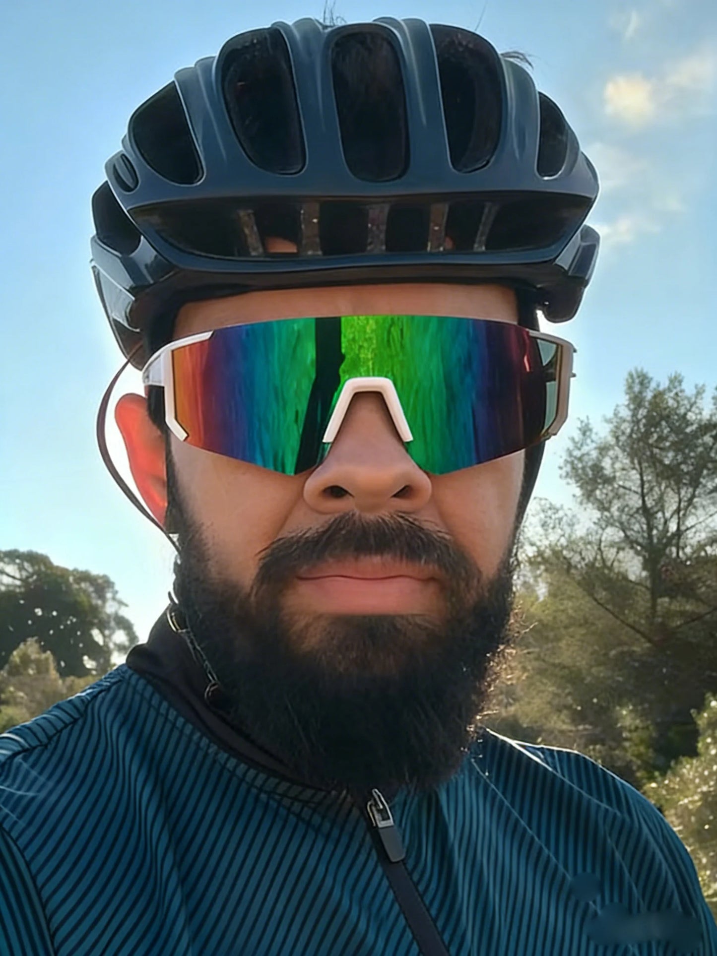 New large-frame sunglasses for men and women, ideal for outdoor sports, cycling, mountaineering, and wind/sand protection.