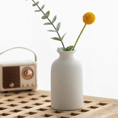 White Mini Ceramics Vase Ceramic Flower Vase Solid Vases for Flower Home Table Decor Vase Flower Bottle Solid Vases For Decor